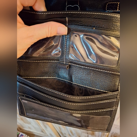 Brighton Black Pebbled Leather Croc-embossed Wallet Organizer.  - Picture 6 of 16